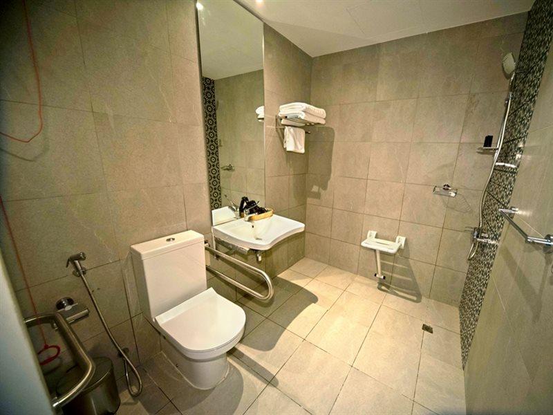 Kingsgate Al Jaddaf Hotel By Millennium Dubai Esterno foto