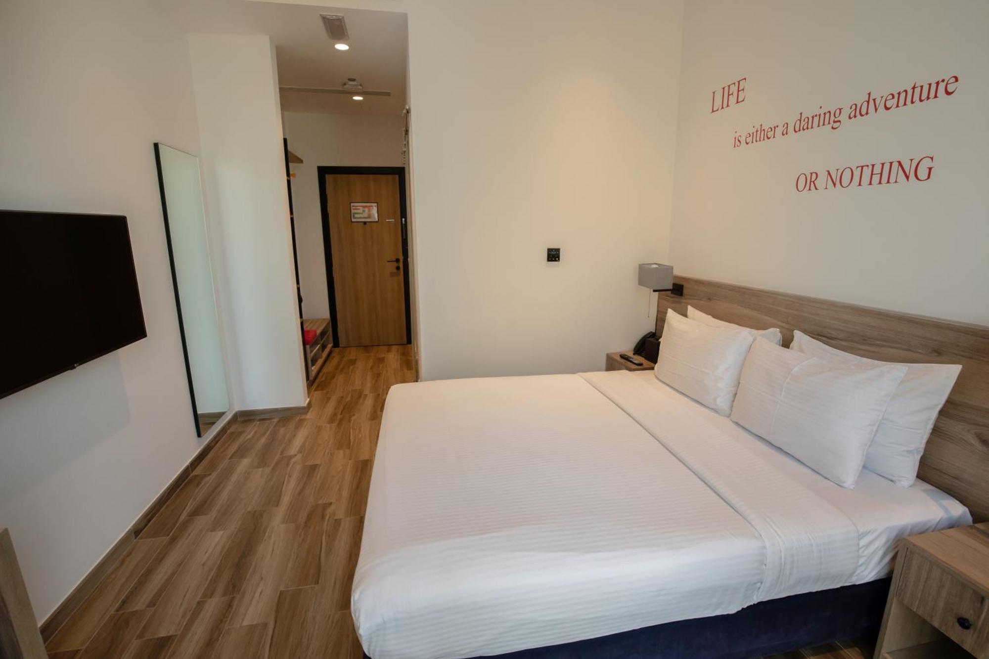 Kingsgate Al Jaddaf Hotel By Millennium Dubai Esterno foto