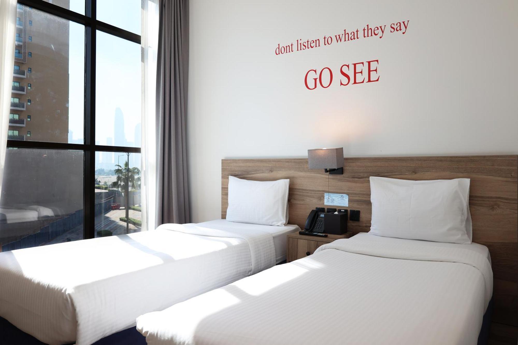 Kingsgate Al Jaddaf Hotel By Millennium Dubai Esterno foto