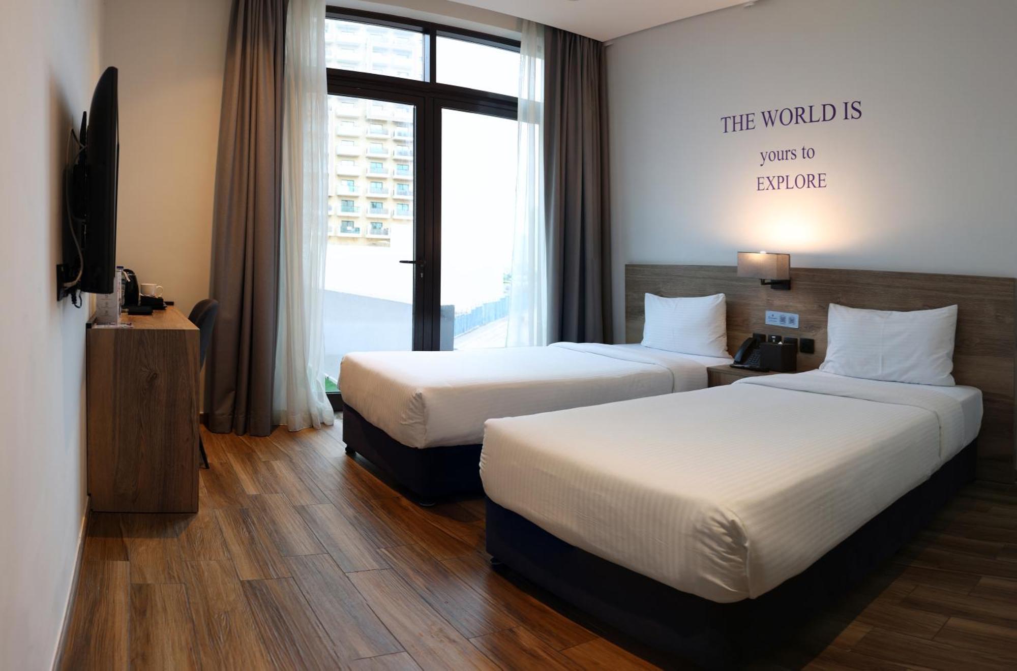 Kingsgate Al Jaddaf Hotel By Millennium Dubai Esterno foto
